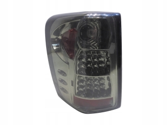 LAMPA LEWA TYLNA TYŁ JEEP GRAND CHEROKEE II WJ