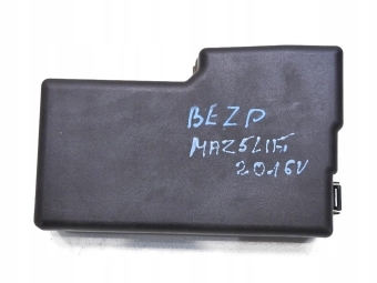 POKRYWA SKRZYNKI BEZPIECZNIKÓW MAZDA 5 I 2.0 16V