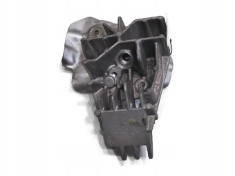 ŁAPA MOCOWANIE WTRYSKU DPF MEGANE III 1.5 DCI