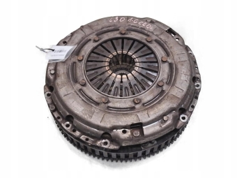 SPRZĘGŁO KOMPLETNE HYUNDAI i30 I 1.6 16V CRDI