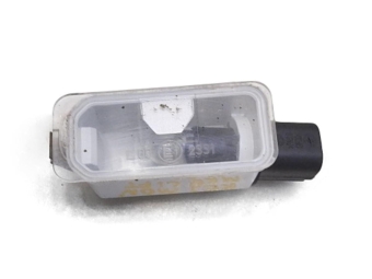 LAMPKA TABLICY REJESTRACYJNEJ FORD MONDEO MK4 LIFT