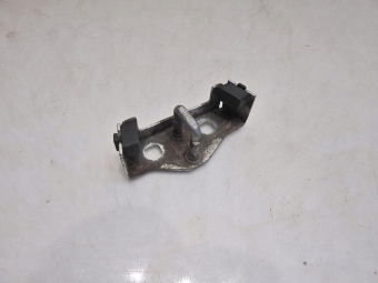 RYGIEL KLAPY BAGAŻNIKA VOLVO V70 III 31218602