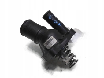 TERMOSTAT OBUDOWA VOLVO V70 III 2.0 F 8G9G-AA