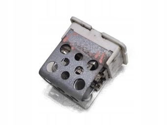 REZYSTOR OPORNICA OPEL ASTRA III H 52475432