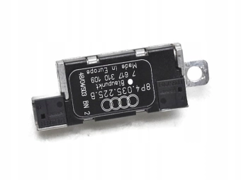 WZMACNIACZ ANTENY AUDI A3 8P 8P4035225B 7617310109