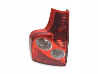 LAMPA PRAWA TYLNA TYŁ VOLVO XC90 I