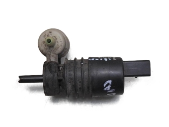POMPKA SPRYSKIWACZA SZYBY CZOŁOWEJ MITSUBISHI LANCER VIII 3043125