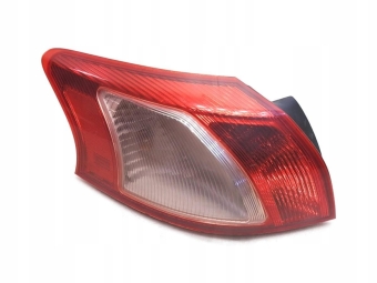 LAMPA LEWA TYLNA TYŁ MITSUBISHI LANCER VIII SPORTBACK 220-87977