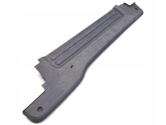 PRÓG STOPIEŃ PRAWY BOK NISSAN NV200