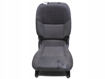 FOTEL PRAWY PRZÓD NISSAN NV200