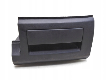 SCHOWEK POD FOTEL LEWY PRZÓD SKODA FABIA II 6Y0881577A 6Y0881581A