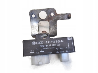 MODUŁ STEROWNIK WENTYLATORÓW SKODA FABIA II 1.9 TDI 1J0919506M 898967000