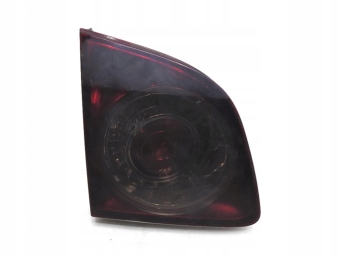 LAMPA LEWA TYLNA TYŁ KLAPY VW GOLF V PLUS 5M0945093H