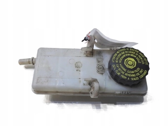 ZBIORNICZEK PŁYNU HAMULCOWEGO CITROEN C4 I 1.6 HDI 9680931580 0204051329