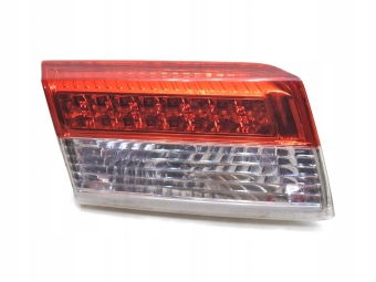 LAMPA LEWA TYLNA TYŁ KLAPY LED RENAULT LAGUNA III 265540001R