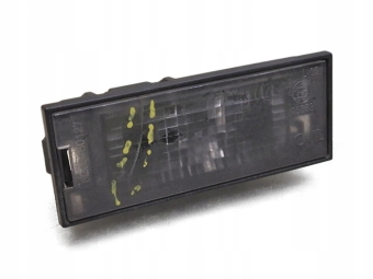 LAMPKA TABLICY REJESTRACYJNEJ RENAULT LAGUNA III 8200480127