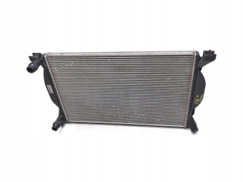 CHŁODNICA WODY AUDI A4 B7 2.0 TFSI 8E0121251A