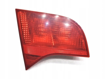 LAMPA LEWA TYLNA TYŁ KLAPY AUDI A4 B7 AVANT 8E9945093