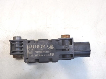 SENSOR UDERZENIOWY AUDI A4 B7 8E0959651A