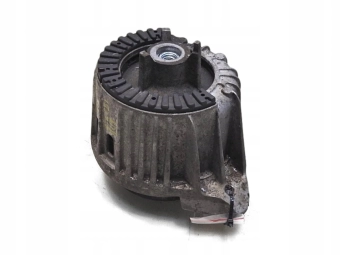 PODUSZKA SILNIKA LEWA MERCEDES W212 2.2 CDI A2122404117