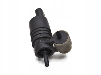 POMPKA SPRYSKIWACZA SZYBY CZOŁOWEJ MERCEDES W212 2048660221 3091387