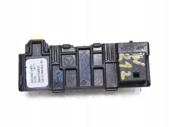 CZUJNIK WILGOTNOŚCI MERCEDES W212 A2048210851 2940708500