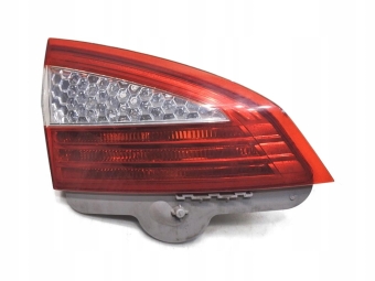 LAMPA LEWA TYLNA TYŁ KLAPY FORD MONDEO MK4 KOMBI 7S71-13A603-B