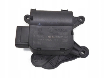 SILNICZEK NAGRZEWNICY AUDI A3 8P 983386G-F 0132801341