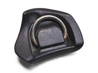 UCHWYT ZACZEP BAGAŻNIKA PRAWY MERCEDES W203 KOMBI LIFT A2038680248