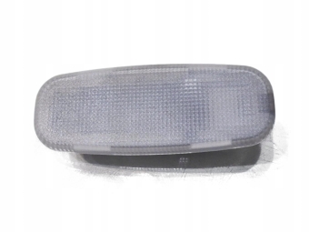 LAMPKA OŚWIETLENIE BAGAŻNIKA MERCEDES W203 KOMBI LIFT 2108204001