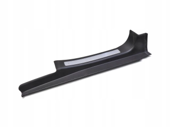 LISTWA NAKŁADKA PROGU PRAWY TYŁ MERCEDES W203 KOMBI LIFT A2036801035
