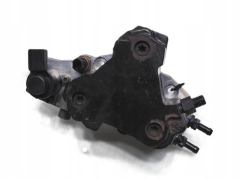 POMPA WTRYSKOWA MERCEDES W203 2.2 CDI A6460700101 0445010078