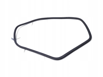 USZCZELKA DRZWI PRAWY TYŁ AUDI A4 B7 AVANT 8E9833721D 8E9833722D