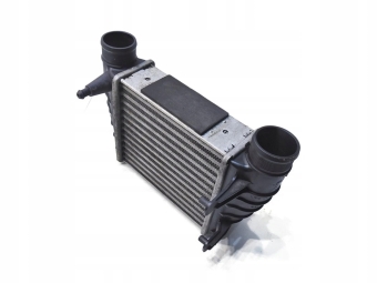 CHŁODNICA INTERCOOLER PRAWA AUDI A4 B7 2.0 TFSI 8E0145806M 3230257