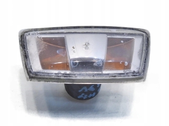 KIERUNKOWSKAZ BŁOTNIKA OPEL ASTRA III H 13131298 13131299