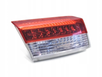LAMPA LEWA TYLNA TYŁ KLAPY LED RENAULT LAGUNA III 265540001R