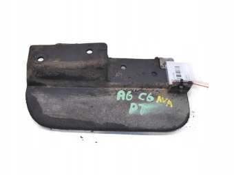 CHLAPACZ PRAWY TYŁ AUDI A6 C6 AVANT 4F0853834A