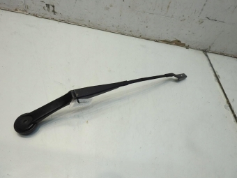 RAMIE WYCIERACZKI PRAWE FORD FOCUS MK3 BM5117526BB