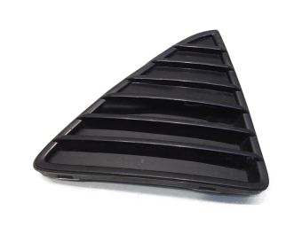 KRATKA ZDERZAKA PRAWA FORD FOCUS MK3 BM51-17K946-C