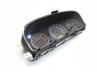 LICZNIK NISSAN X-TRAIL T30 2.5 EQ381FR