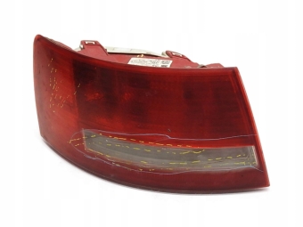 LAMPA LEWA TYLNA TYŁ AUDI A6 C6 4F5945095D