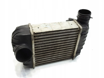 CHŁODNICA INTERCOOLER AUDI A6 C6 2.0 TFSI 4F0145805S 6065825