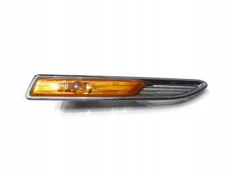 KIERUNKOWSKAZ BŁOTNIKA PRAWY FORD MONDEO MK4 IV 7S71-13K354-AD