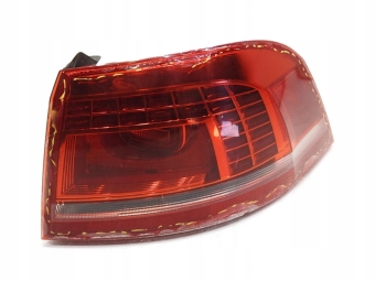 LAMPA PRAWA TYLNA TYŁ LED VW PASSAT B7 KOMBI 3AF945310