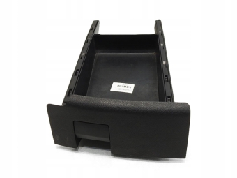 SCHOWEK POD FOTEL PRAWY PORSCHE CAYENNE I 7L0882602