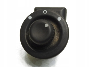 PRZYCISK REGULACJI LUSTEREK RENAULT KANGOO II 8200002442