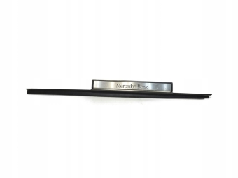 LISTWA NAKŁADKA PROGU PRAWY PRZÓD MERCEDES W220 A2206801235