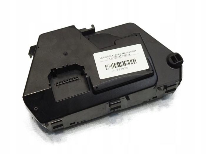 f588d2ecaeda51653594c25ba1d58102