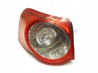 LAMPA LEWA TYLNA TYŁ LED VW PASSAT B6 LIFT KOMBI 3C9945095N