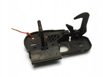 ZAMEK RYGIEL MASKI VW PASSAT B6 3C0823480